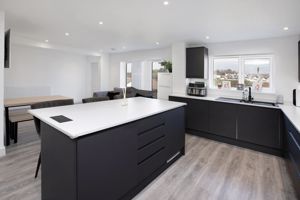 Photo 16- click for photo gallery